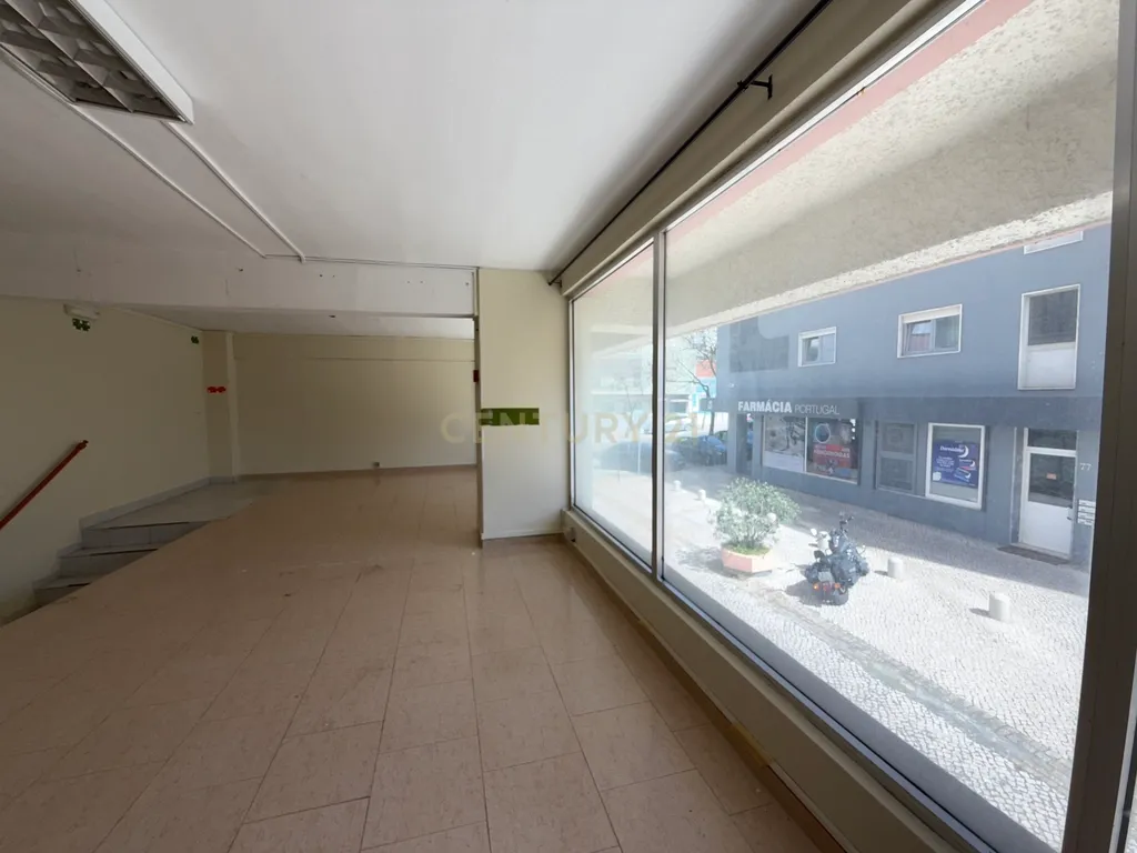 Loja para venda na Av Jaime Cortesão - Image 17