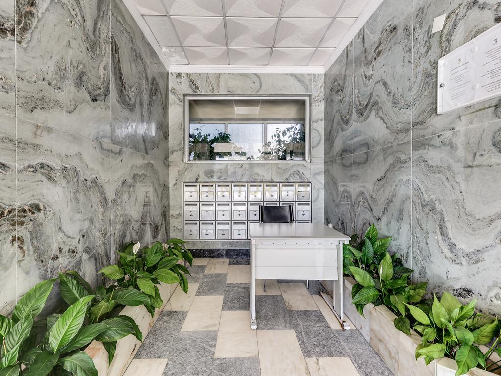 T4 com Vista de Rio nos Olivais – Uma Oportunidade para Remodelar a Seu Gosto! - Image 23