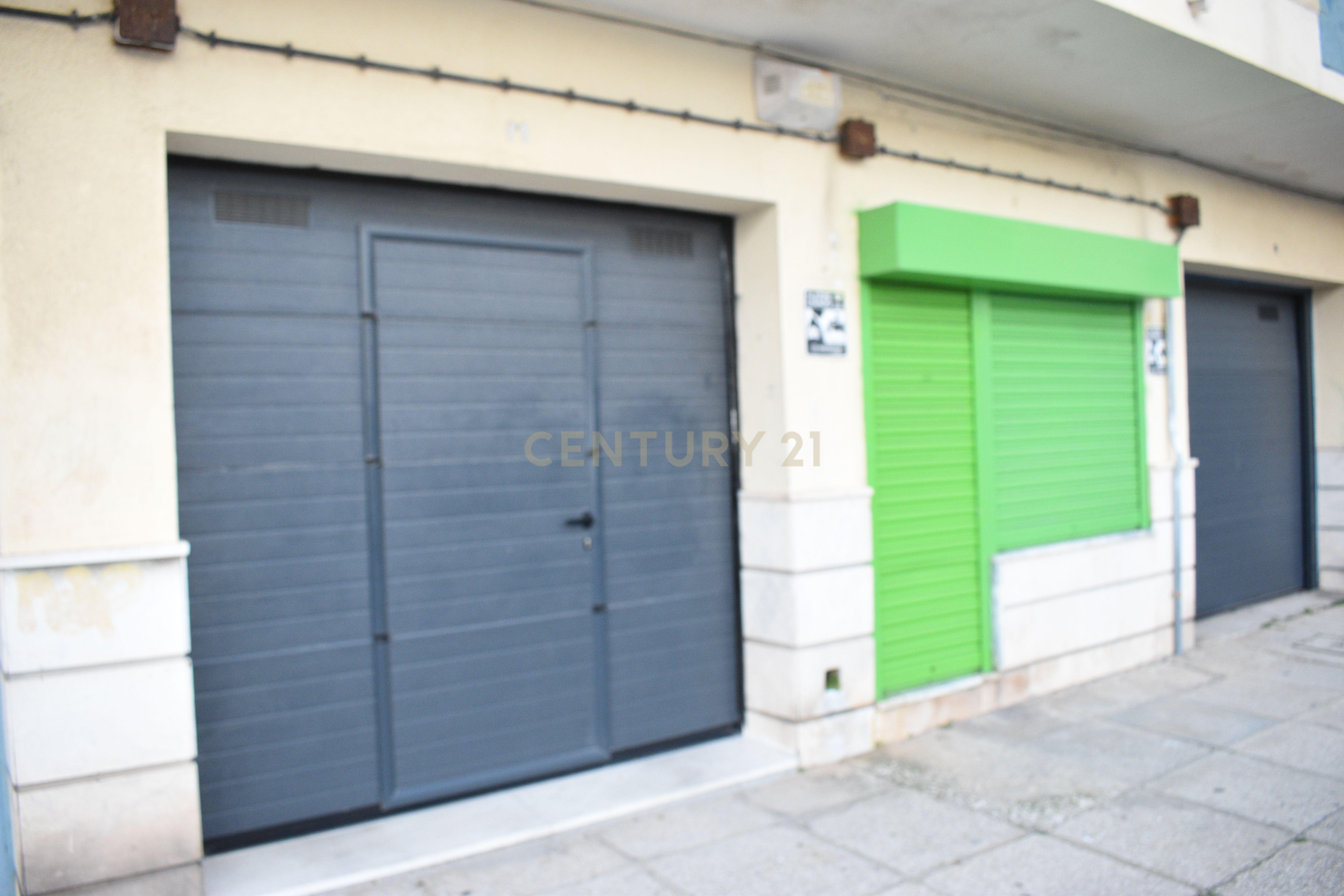 Garagem Para Arrendar no Barreiro - Image 1