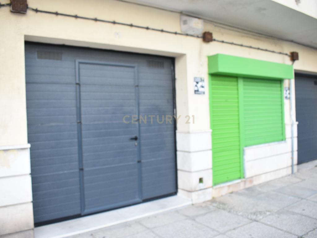 Garagem Para Arrendar no Barreiro - Image 1