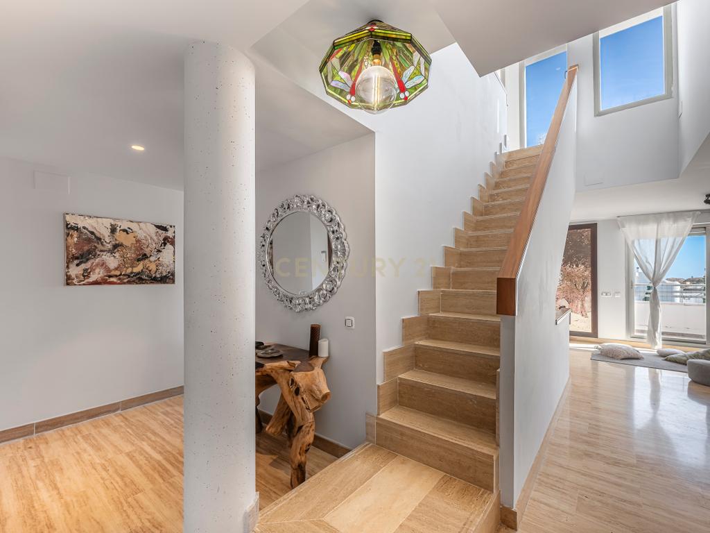 Exclusivo triplex de luxo com solário e jacuzzi em La Cala de Mijas - Image 12