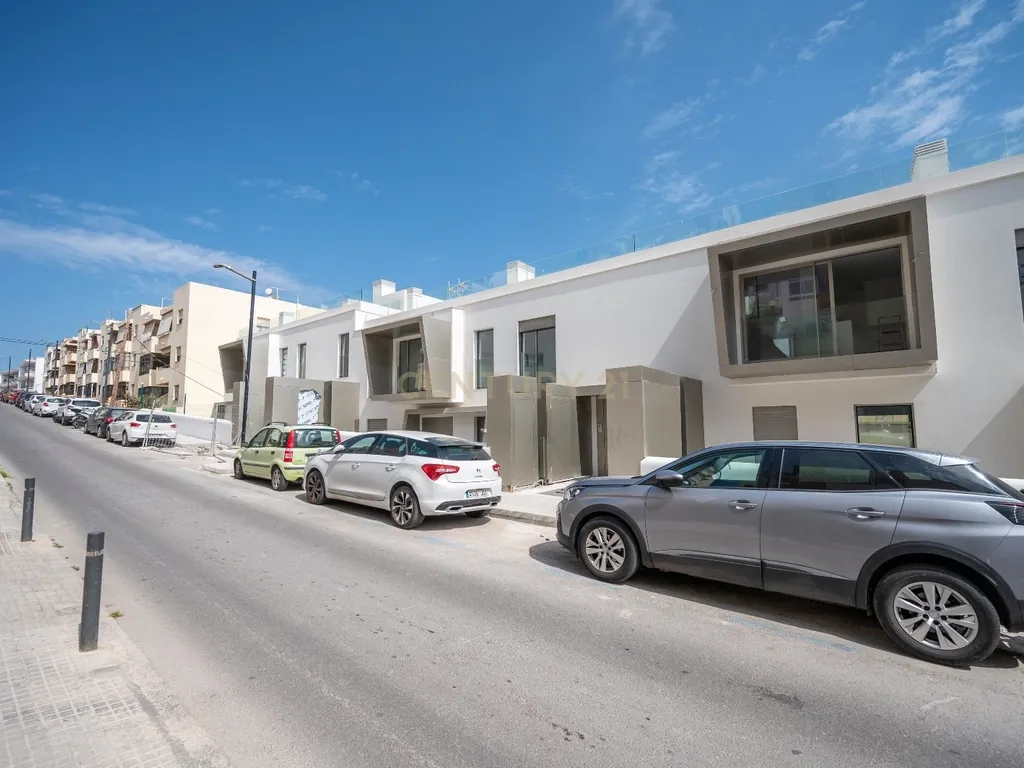 Apartamento de luxo no centro com estacionamento incluído. - Image 13