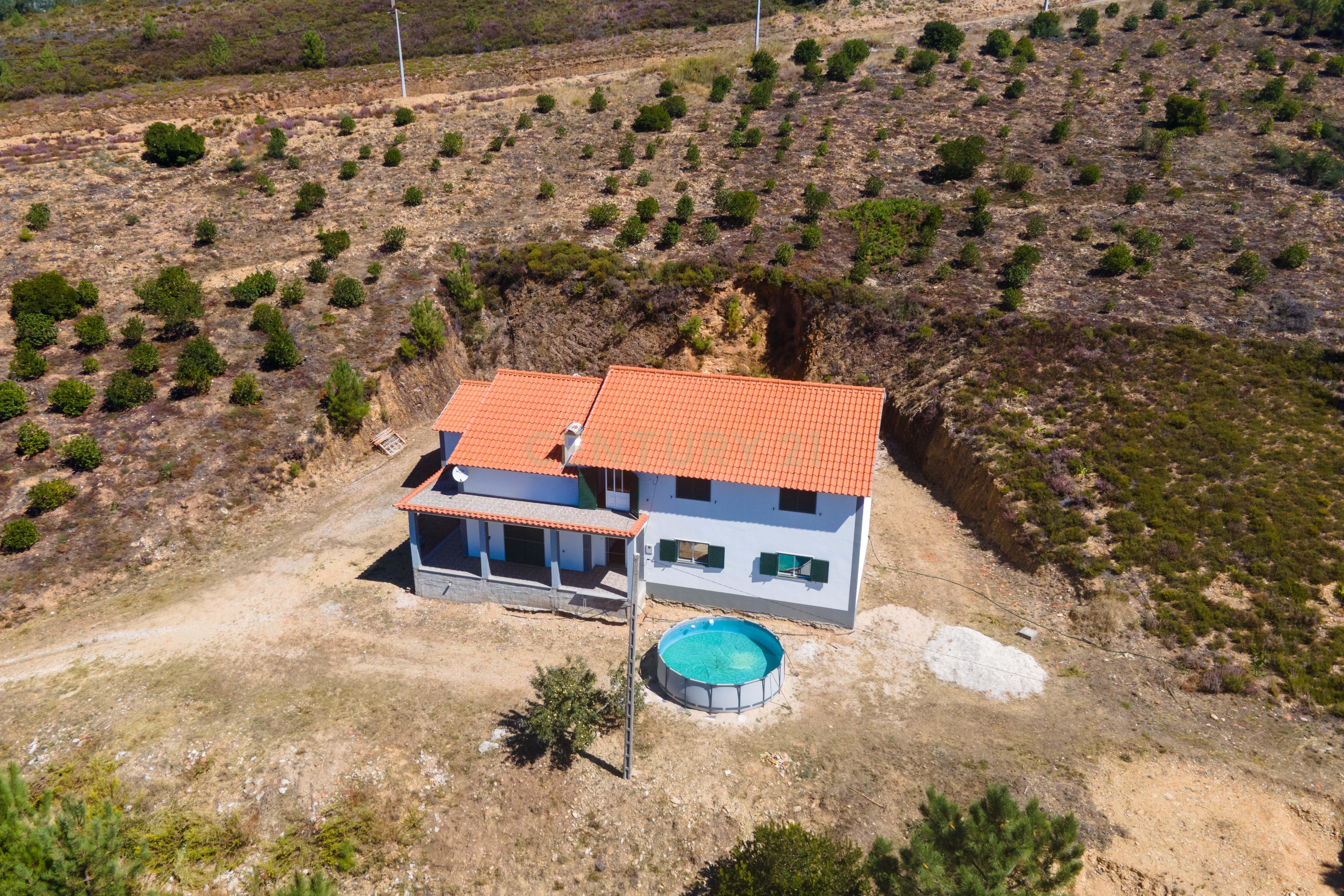 Moradia T6+ em Cabril, €239.900