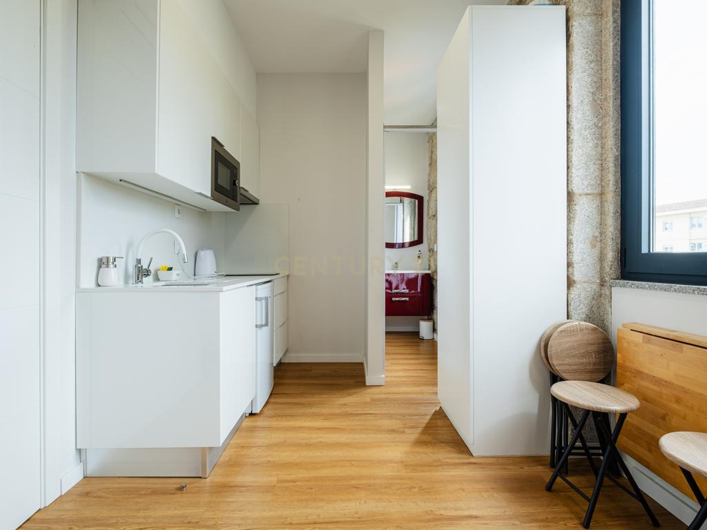 Prédio de Alojamento Local – Porto - Image 9