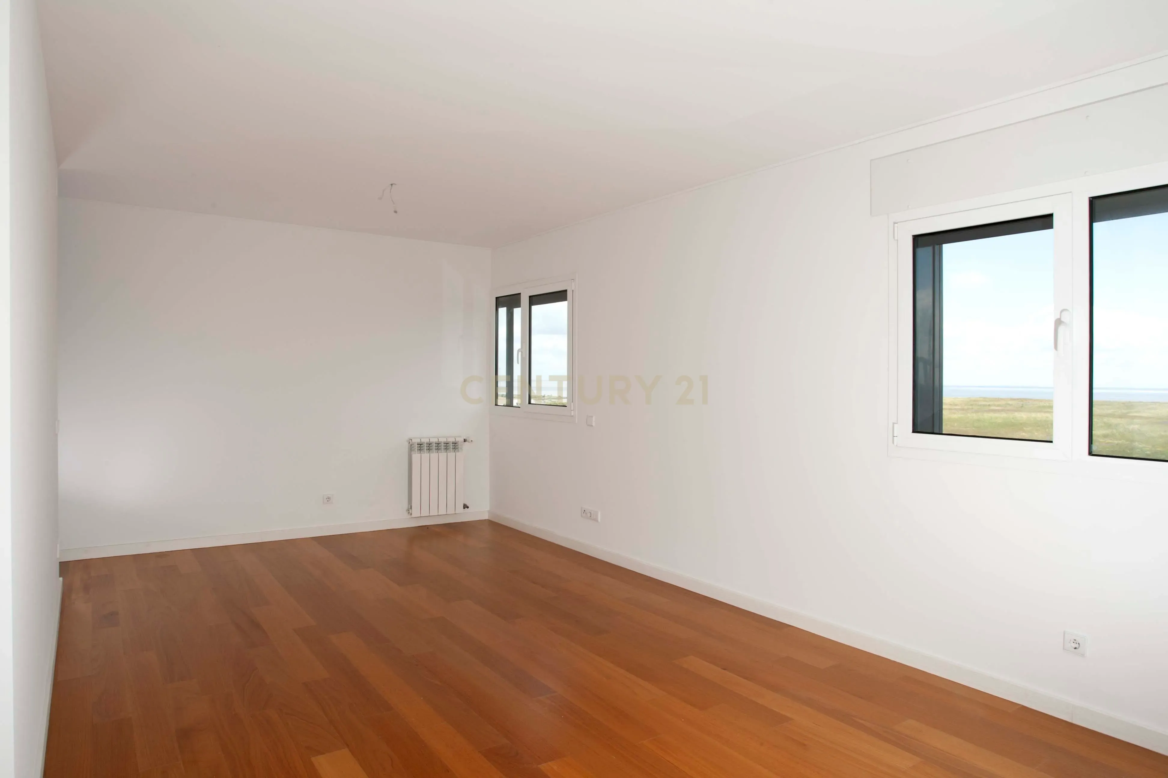 Apartamento T2 com Vista para o Mar em Lisboa - 1600€ - Image 5