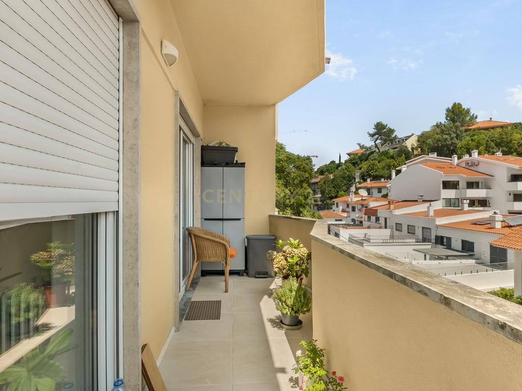 Apartamento T2 totalmente renovado em Cascais | Excelente oportunidade de investimento - Image 21