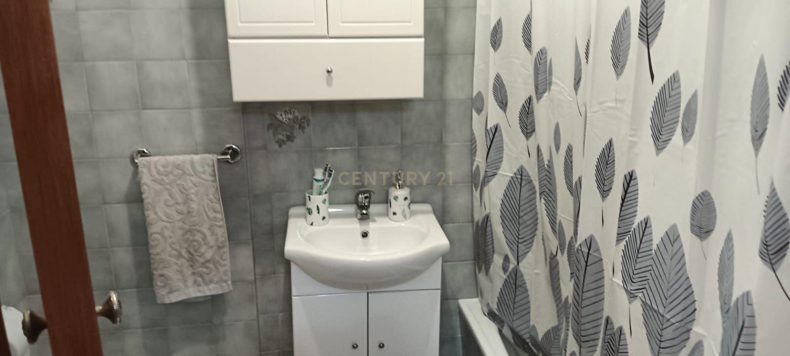 Apartamento T2 em Samora Correia com Vista Panorâmica e Boa Localização - Image 7