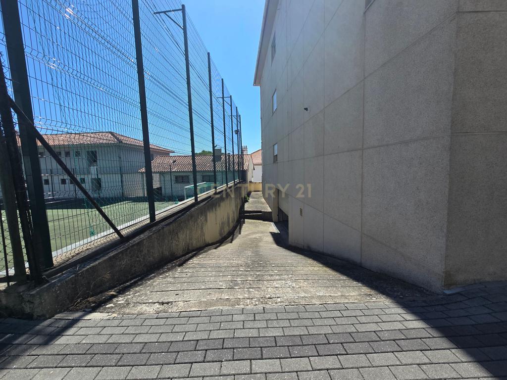 Apartamento T3 + 1 em Bragança - Image 33