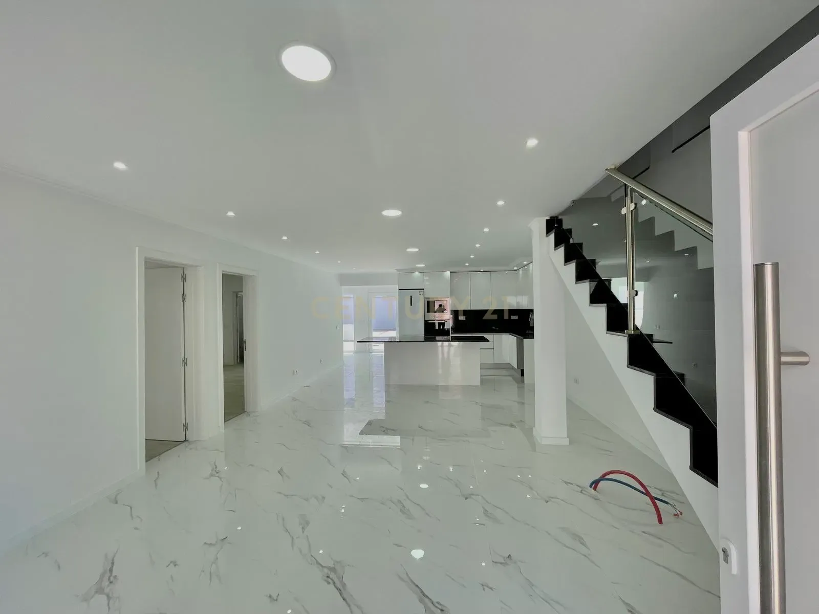 Moradia Remodelada no Barreiro - Image 4