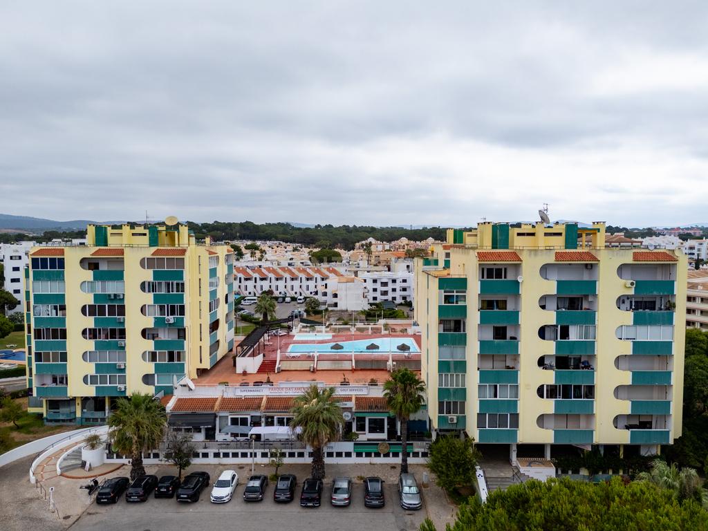 Apartamento T1 com varandas e vista mar no Parque das Amendoeiras — Vilamoura - Image 26
