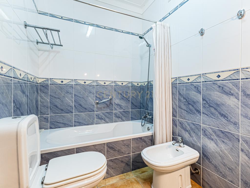 Apartamento T3 com 180 m² a 5 minutos da Praia do Vau – Portimão - Image 15