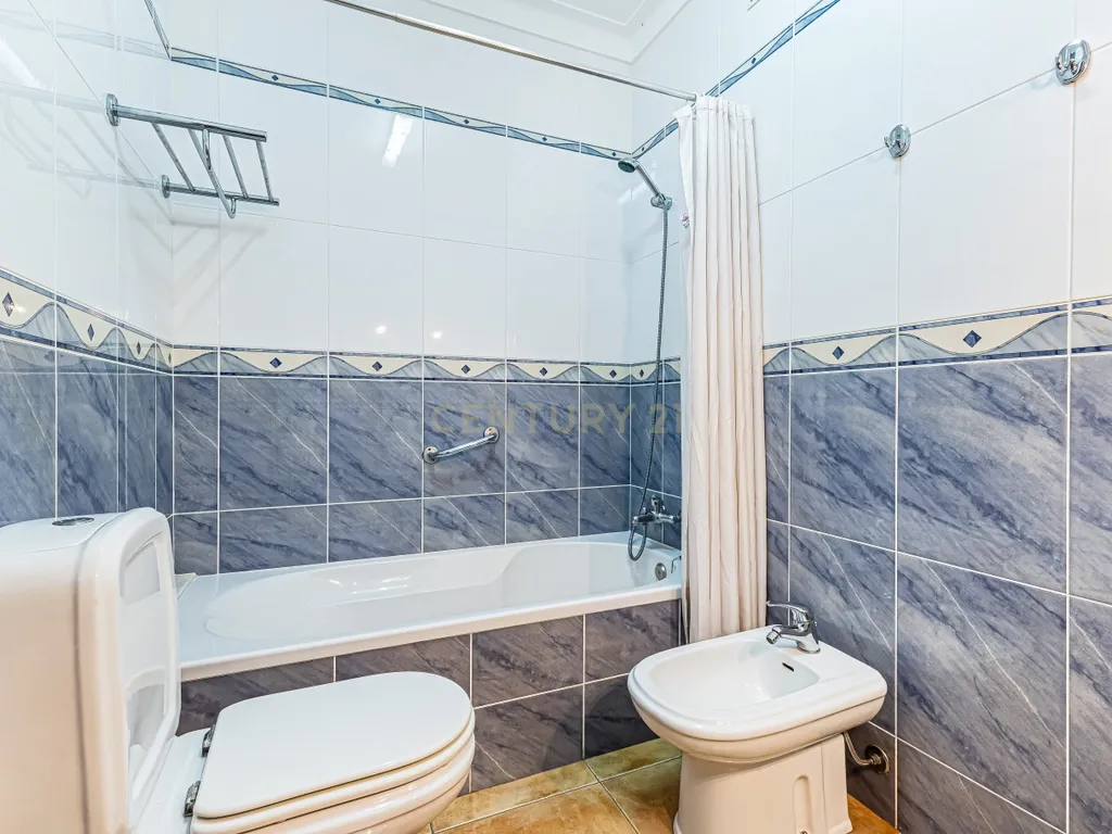 Apartamento T3 com 180 m² a 5 minutos da Praia do Vau – Portimão - Image 15