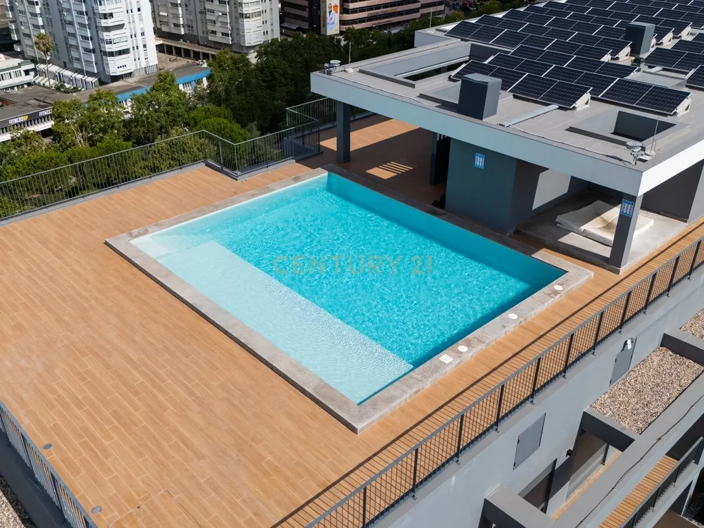 Exclusivo T3 no Terraces Mirear com Varanda, Piscina, Ginásio e Sauna – Miraflores - Image 30