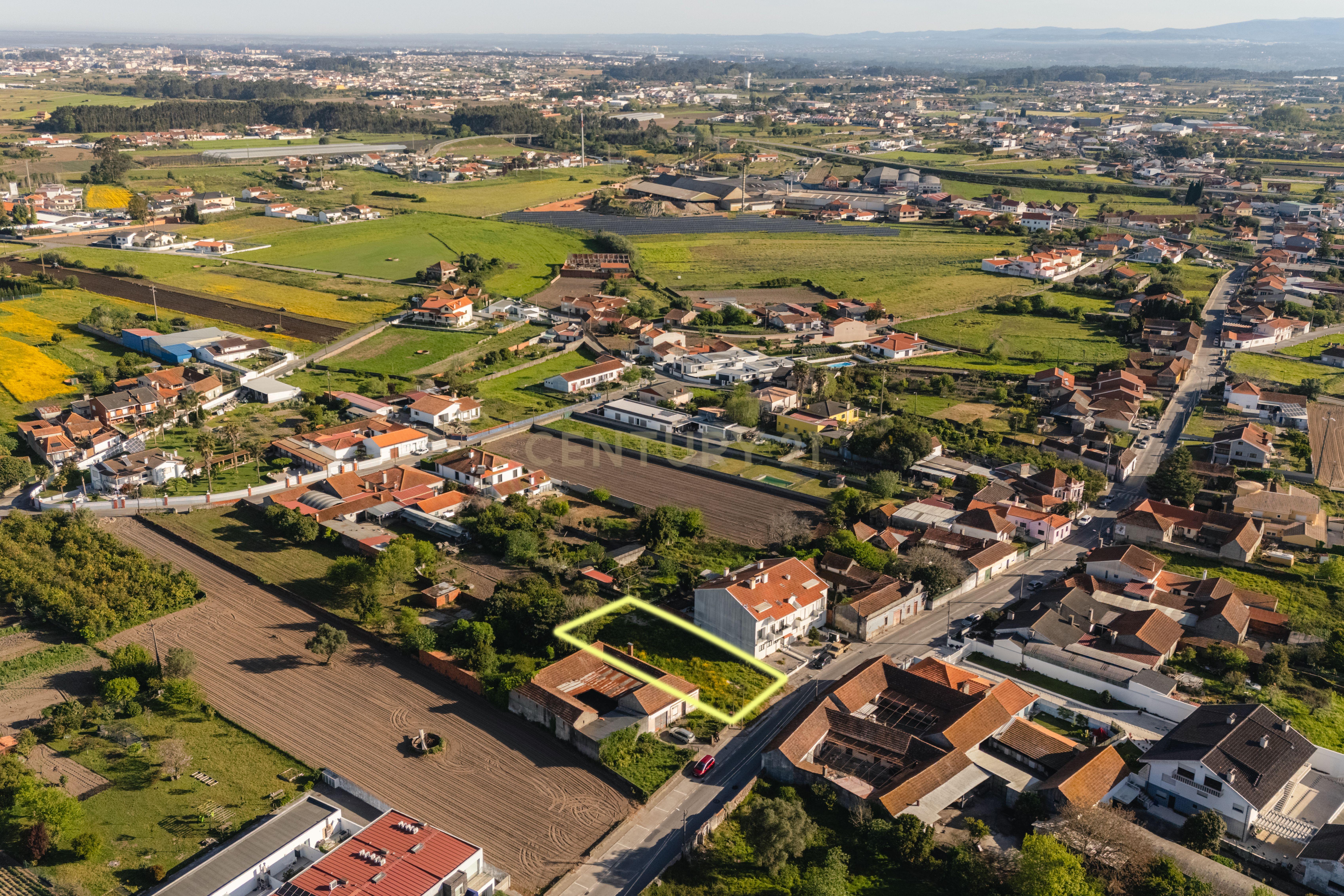 Fotografia 10 de Terreno Urbano em Quintãs , Oliveirinha - Aveiro