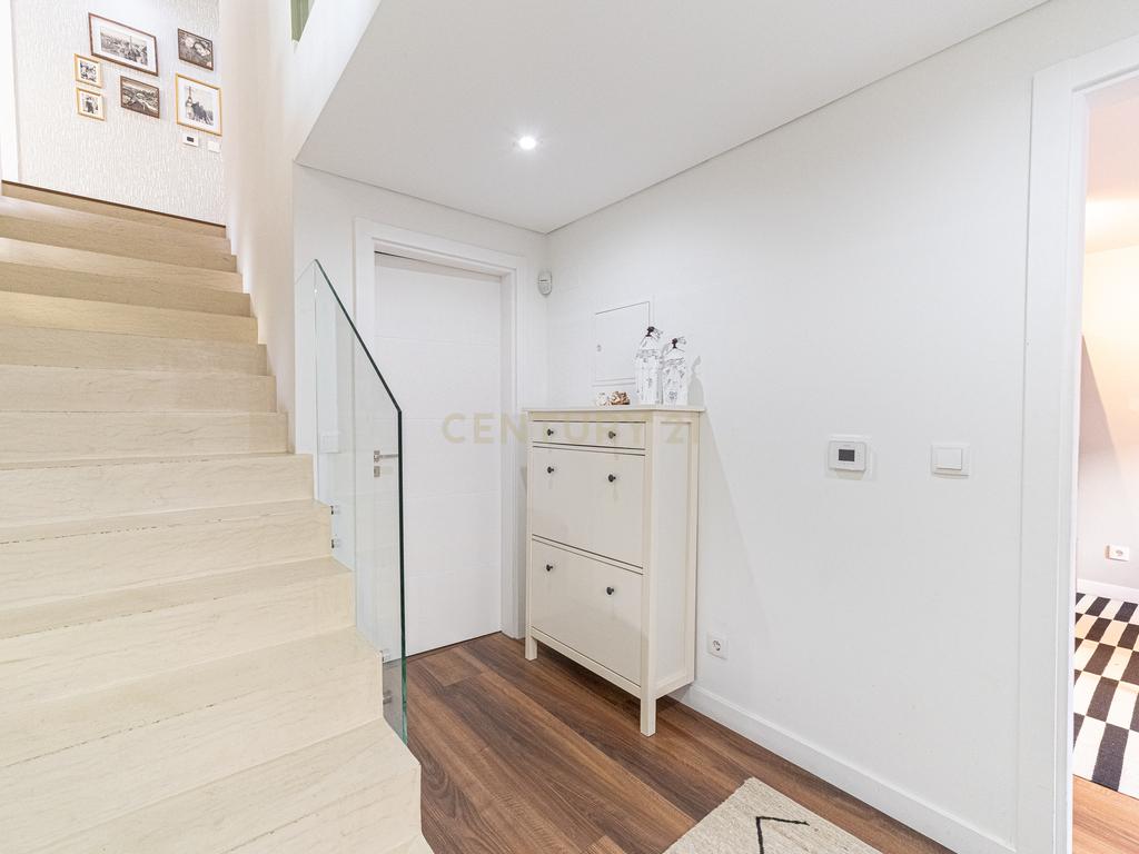 Moradia Geminada T4 em Carcavelos, Sassoeiros - Image 55