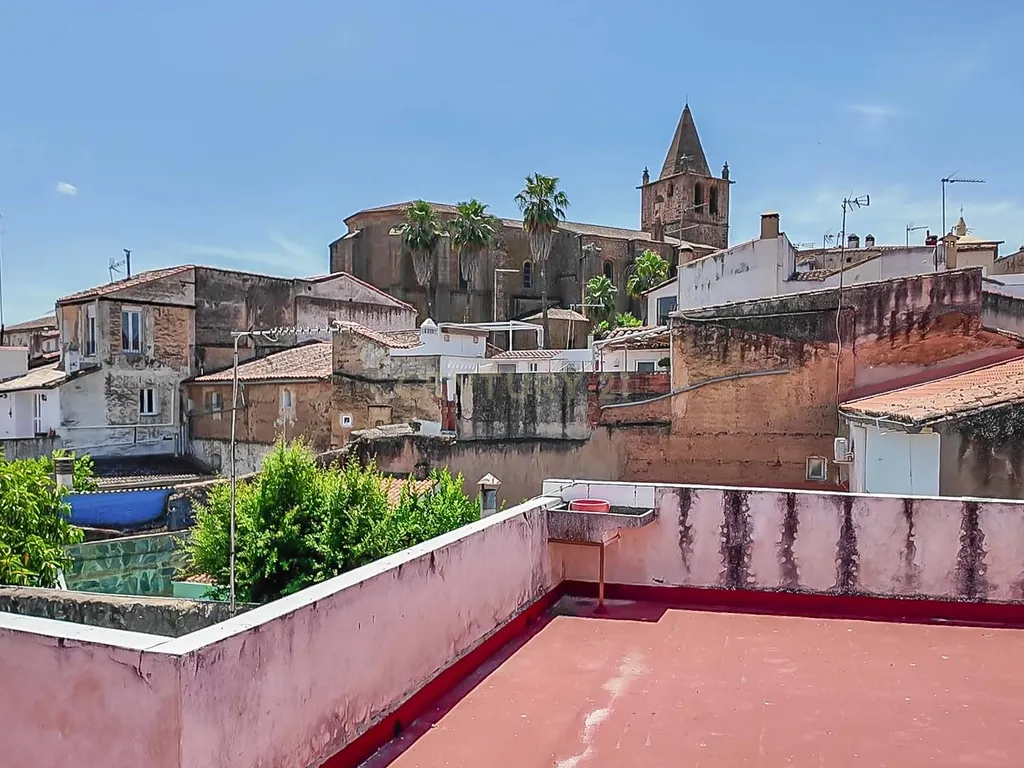 🏡✨ CASA COM TERRAÇO PANORÂMICO E VISTAS ESPETACULARES NO CENTRO HISTÓRICO DE CÁCERES ✨🏡 - Image 13