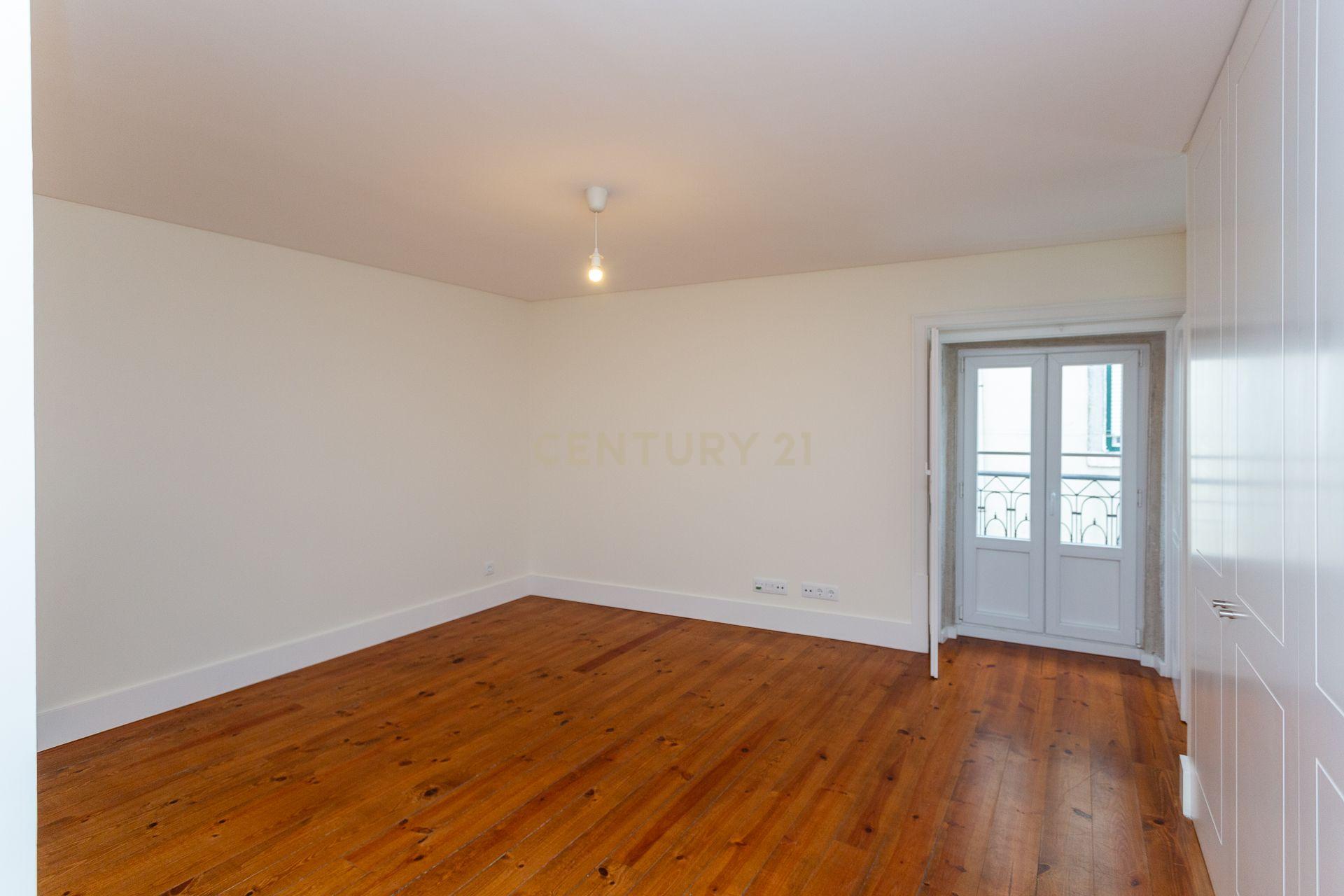 Apartamento T1 mobilado para arrendar em Lisboa - Image 7