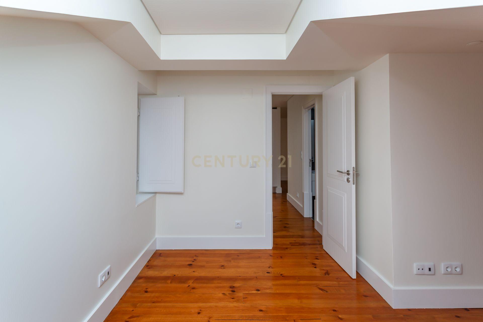 Apartamento T1 mobilado para arrendar em Lisboa - Image 14
