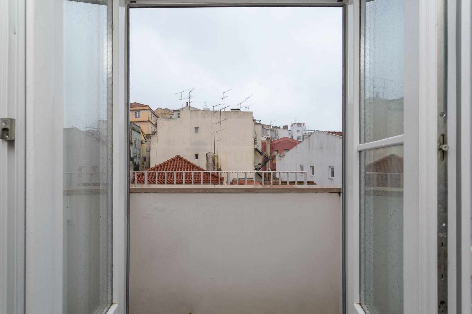 Apartamento T1 mobilado para arrendar em Lisboa - Image 21