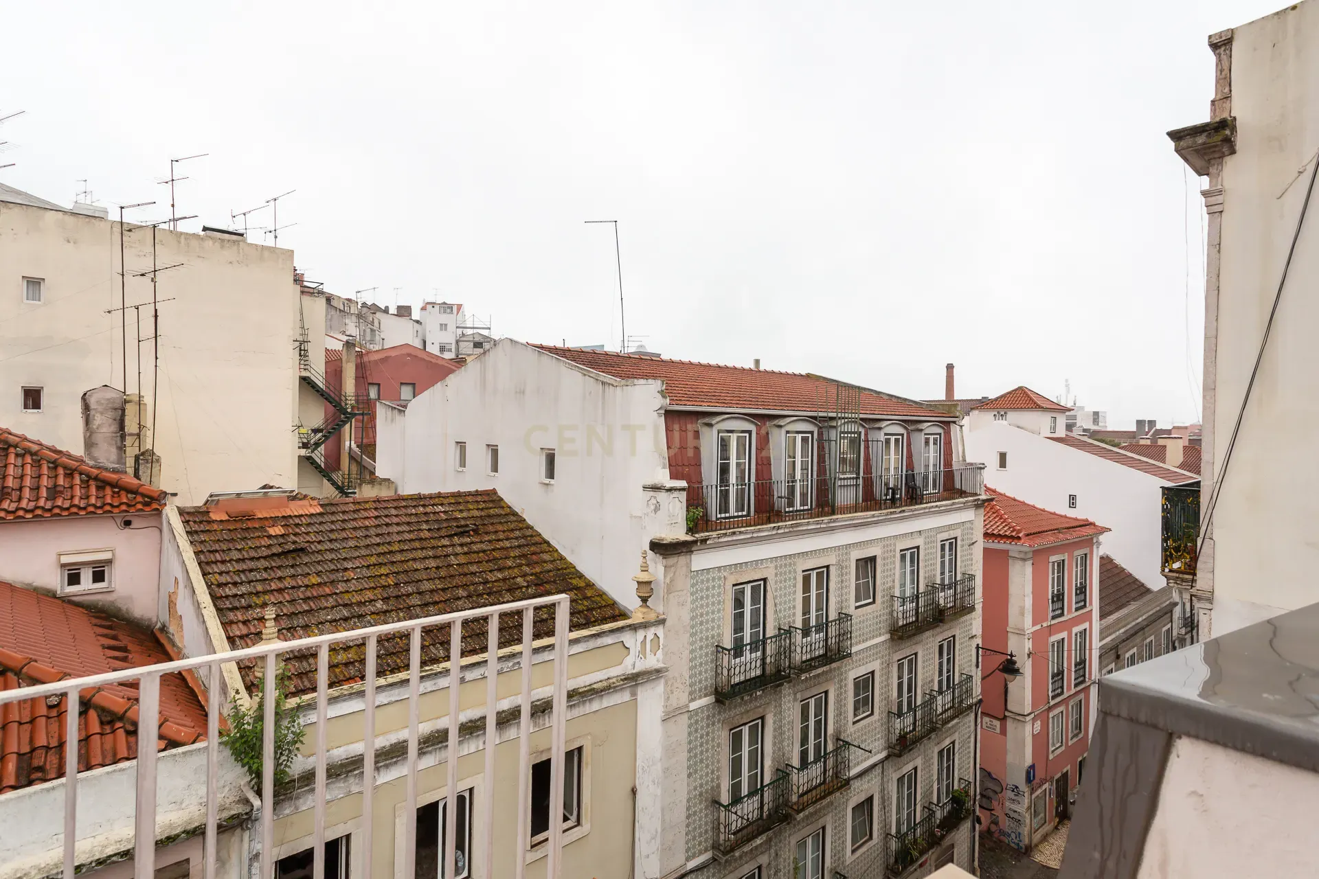 Apartamento T1 mobilado para arrendar em Lisboa - Image 22