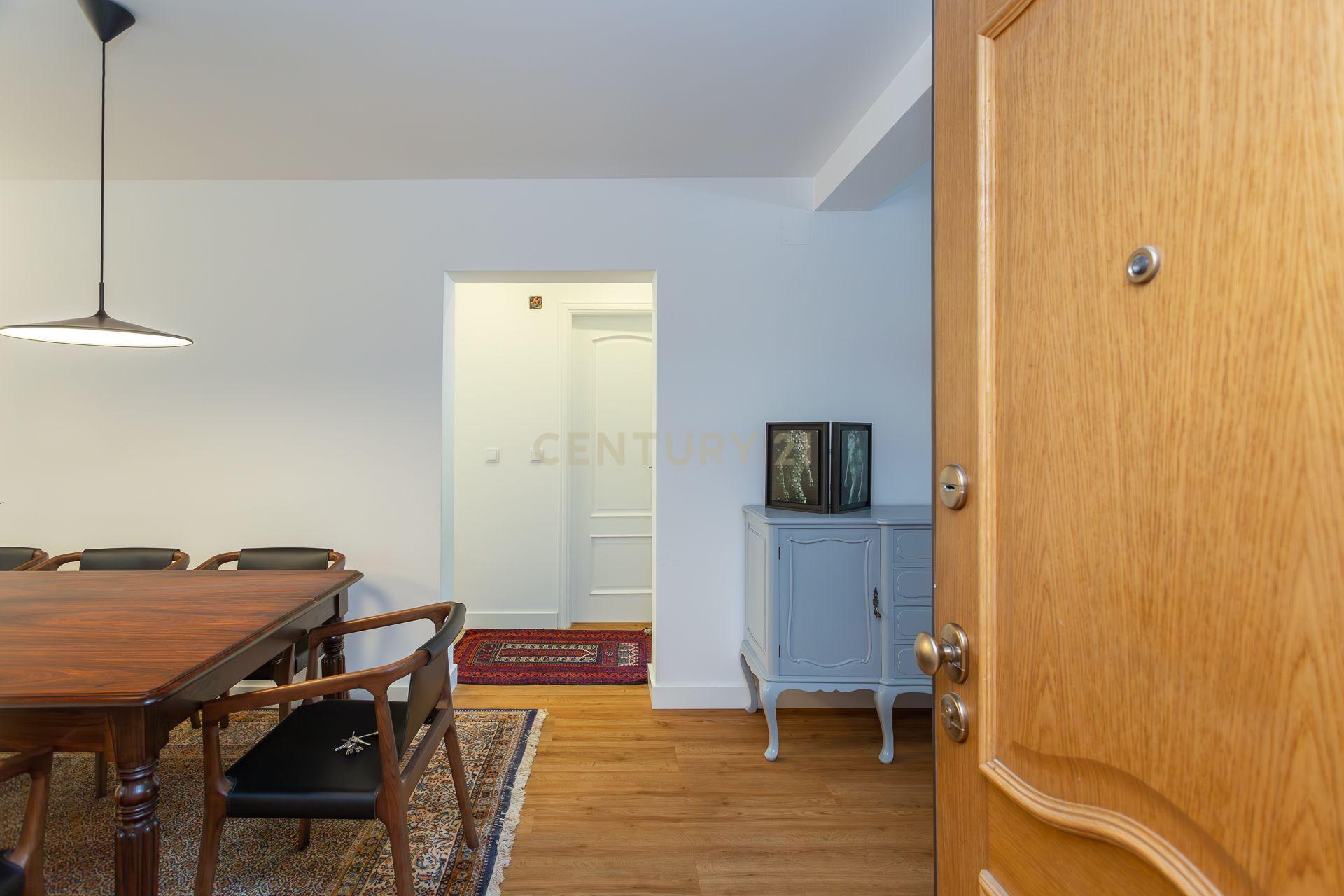 Fotografia 9 de Apartamento T3 em Cascais com excelente localização