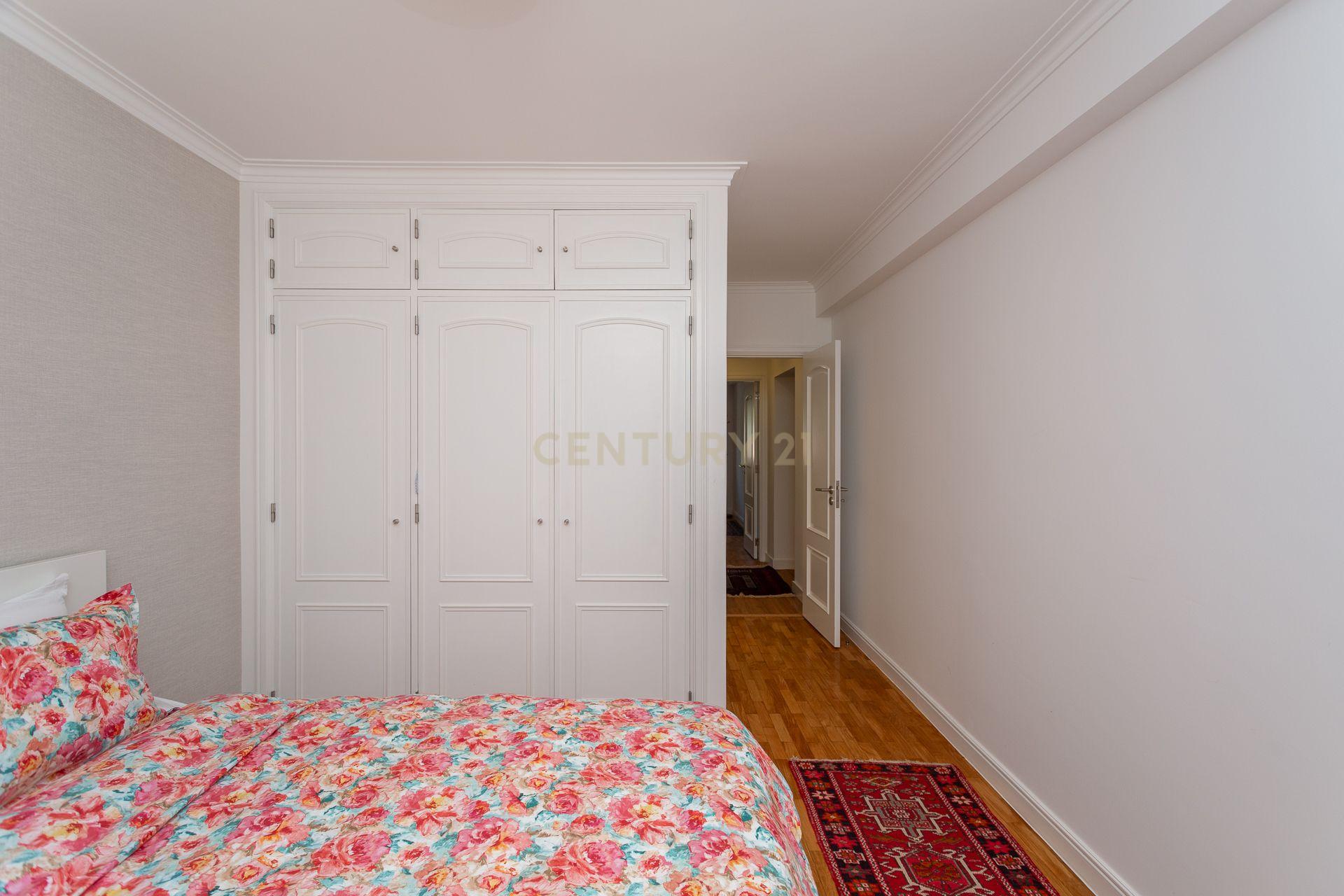 Fotografia 12 de Apartamento T3 em Cascais com excelente localização