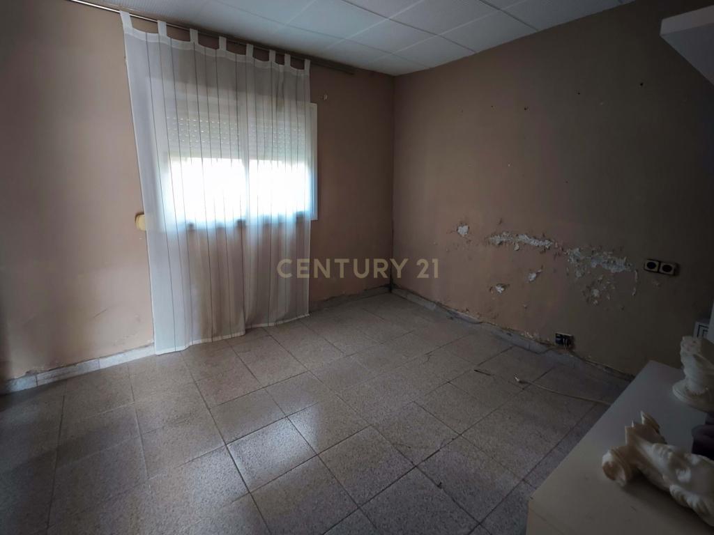 Terreno Urbano em Barcelona com Vista Campestre - 189.000€ - Image 4