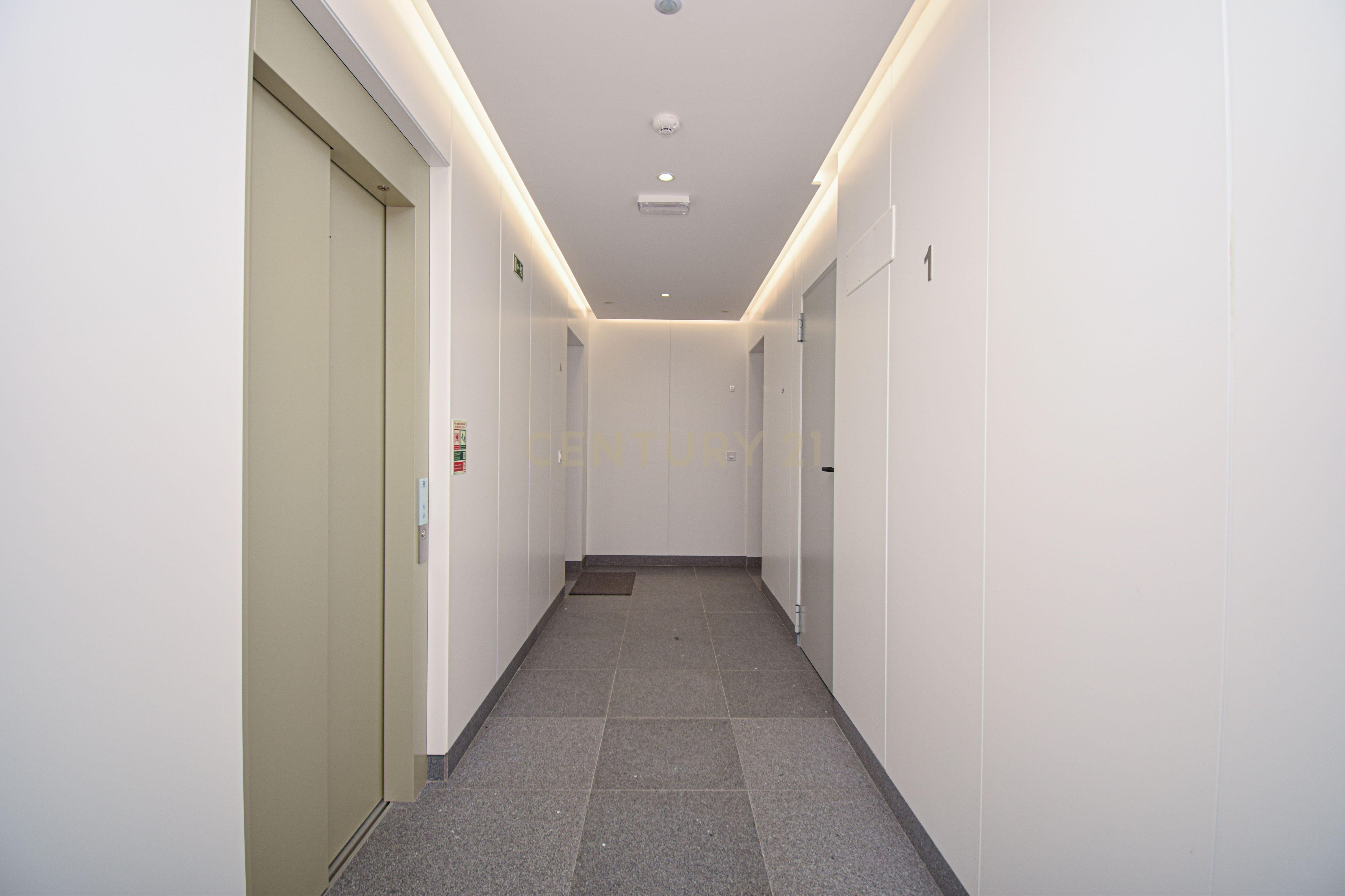 Novo T2 em Empreendimento Varandas da Torre em Carcavelos - Image 21