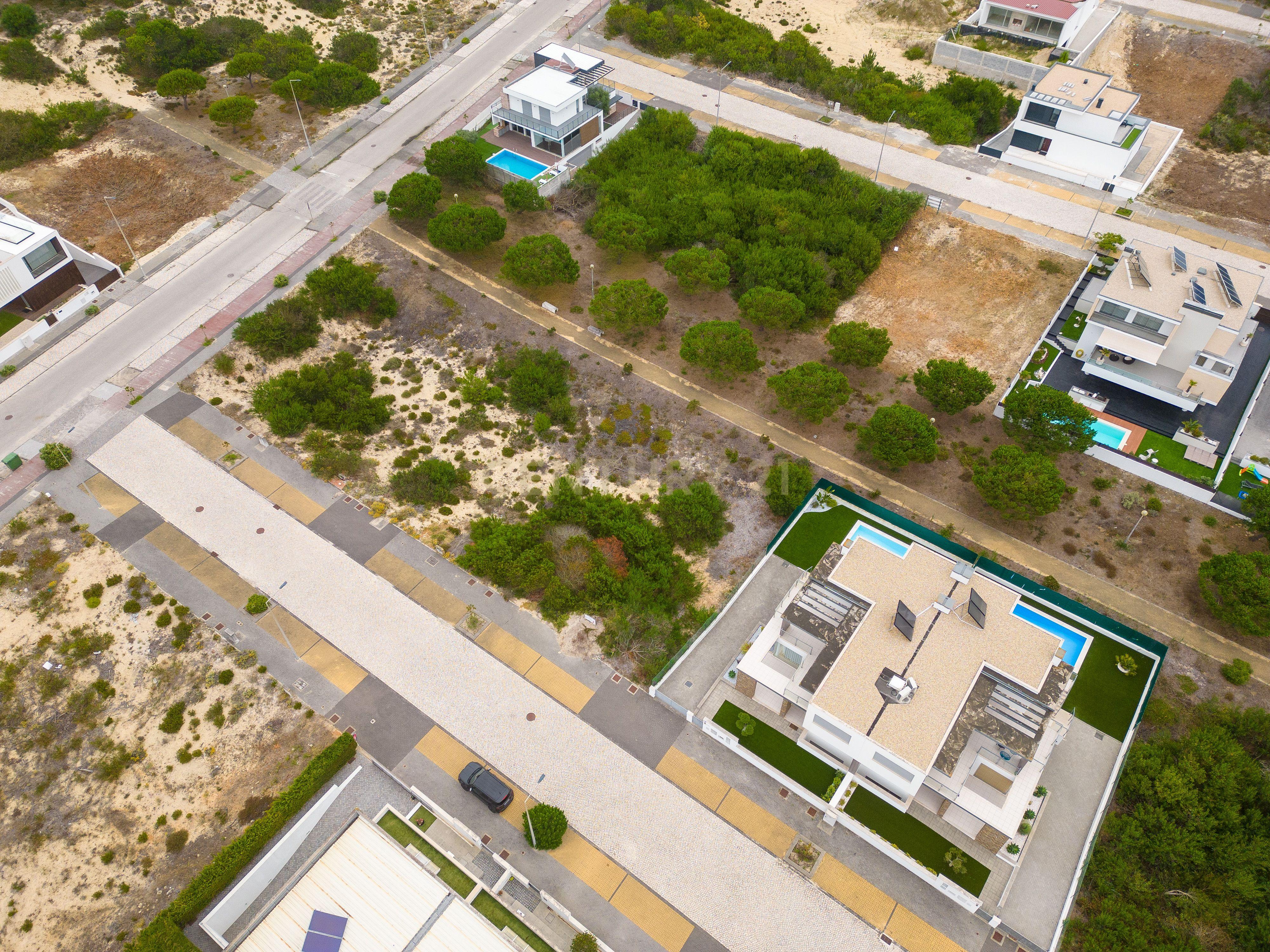 Excelente lote para construção à beira mar - Image 7