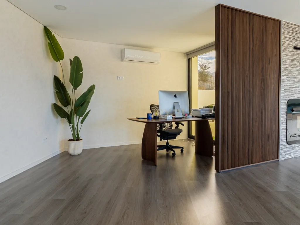 Moradia T3 Térrea com Piscina em Mesão Frio - Guimarães - Image 3