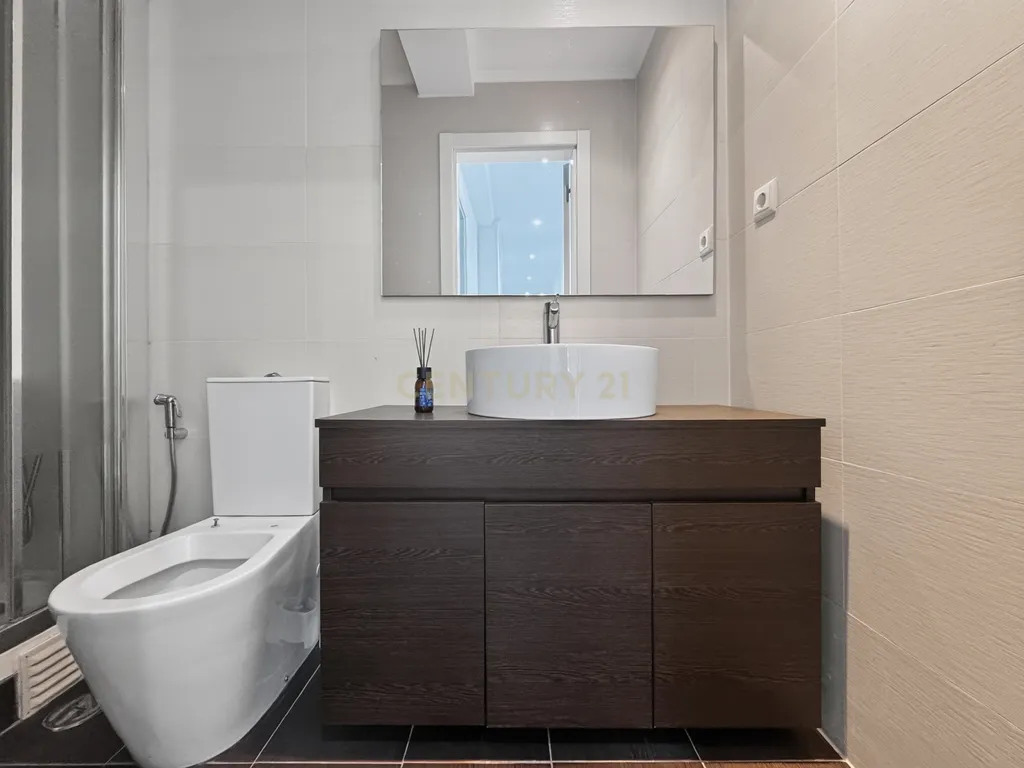 T3 com Suite na Av. 5 de Outubro | Entrecampos - Image 16