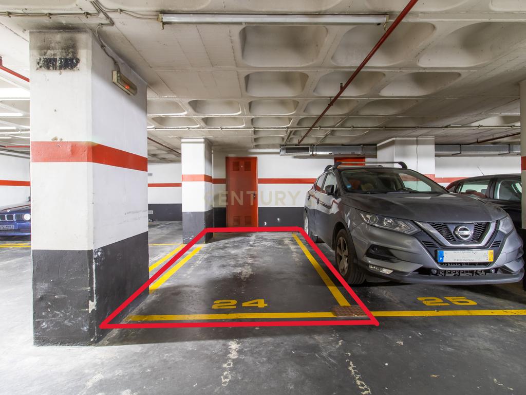 Luminoso T1 com vaga de estacionamento na Avenida João Crisóstomo - Image 13