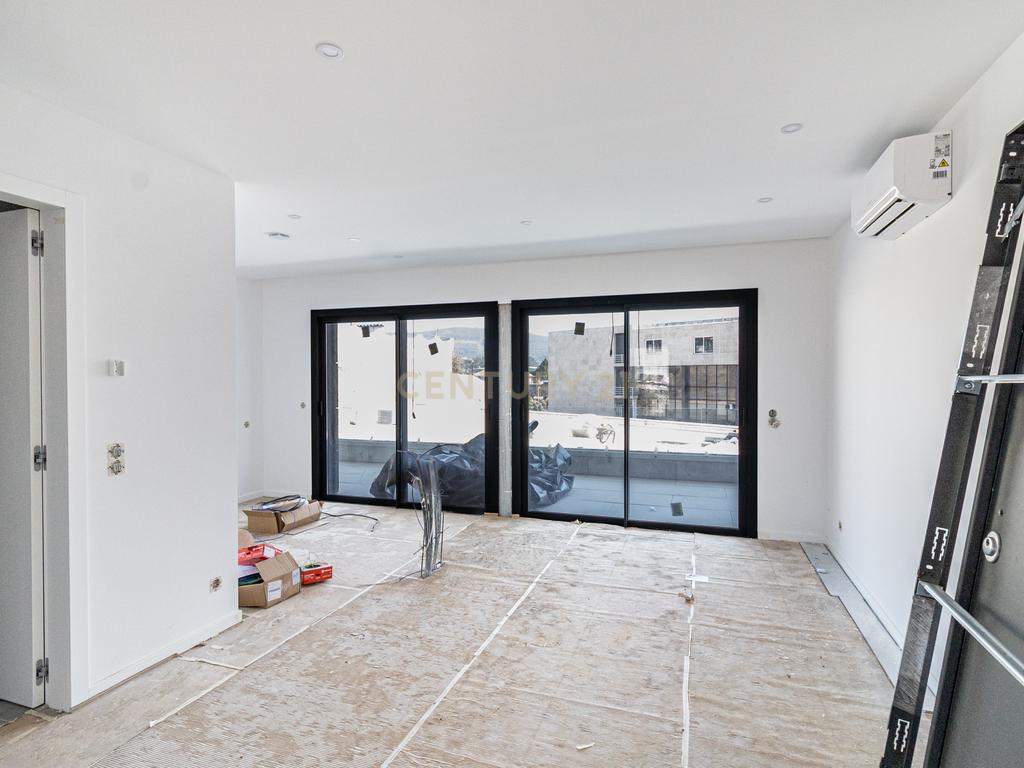 Apartamento T0 – Fração H em Viana do Castelo Roy Rock Saint Sebastian Place New - Image 71