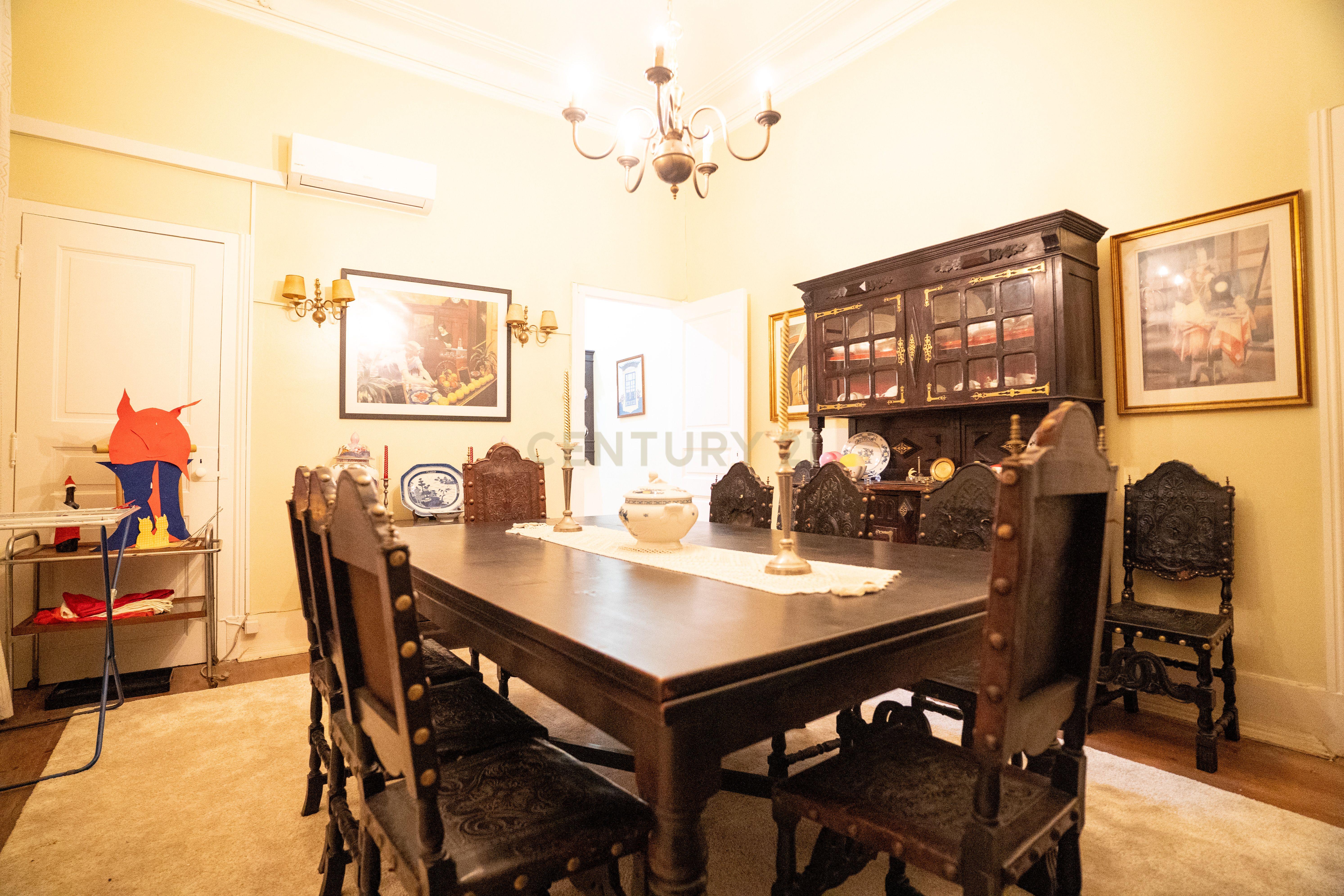 Fotografia 6 de Apartamento T6 | 160m² | Avenida Almirante Reis