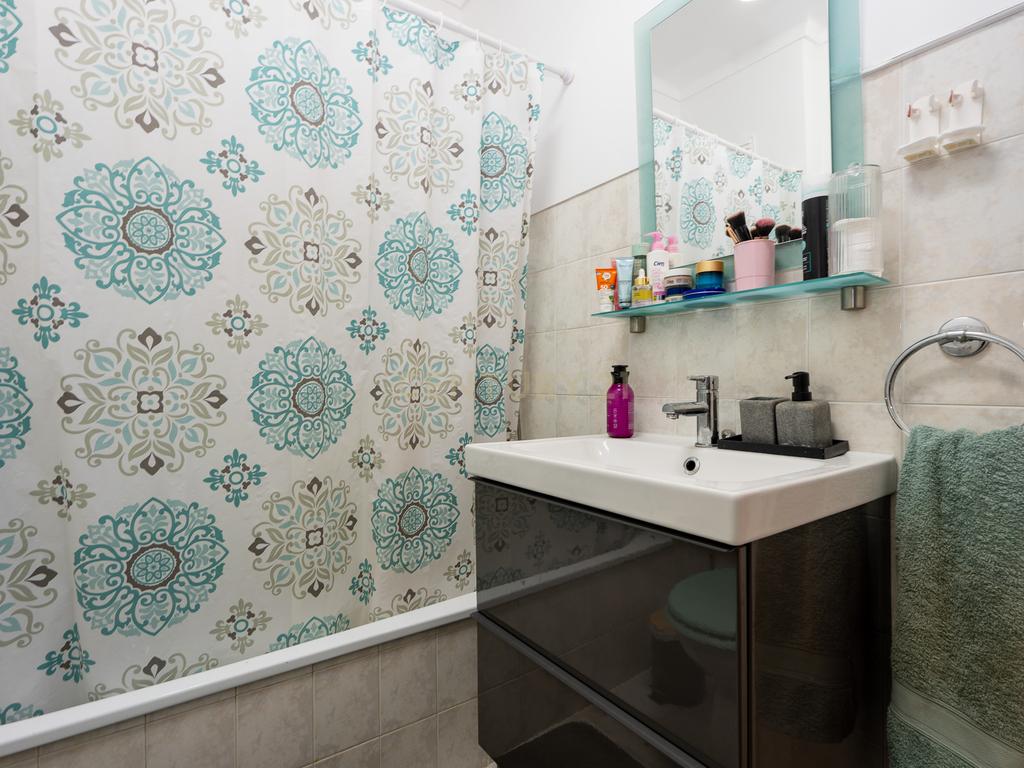 🏡 Oportunidade única: T2 espaçoso, com  varanda e localização privilegiada! - Image 16