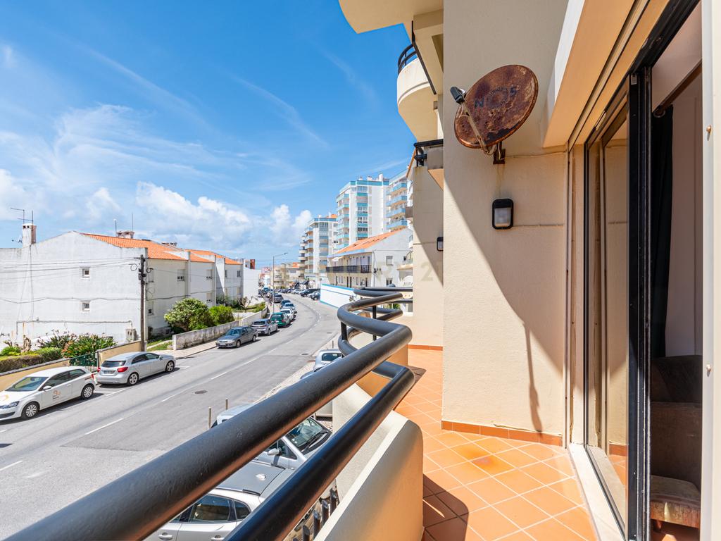 Apartamento T2+1 perto da praia - Image 12