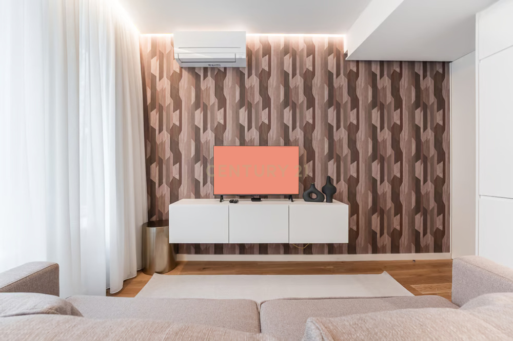 Apartamento T1 no Centro do Porto com Licença AL - Image 24