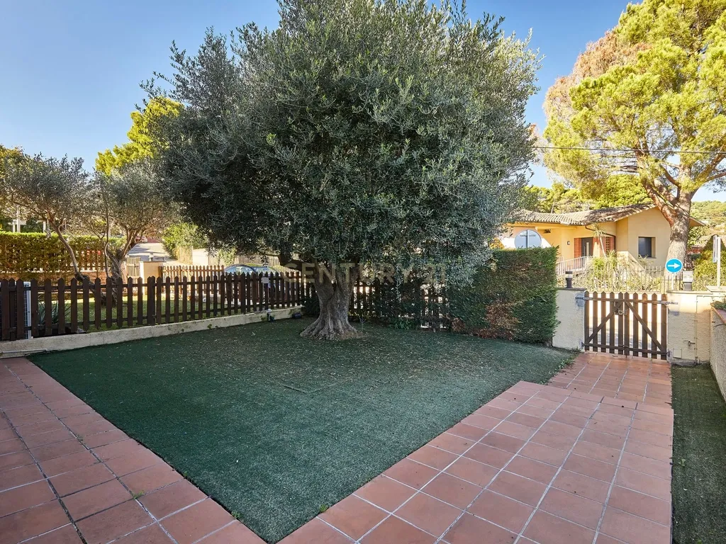 CASA À VENDA EM L'AMETLLA DEL VALLES, CENTRO DA VILA - Image 48