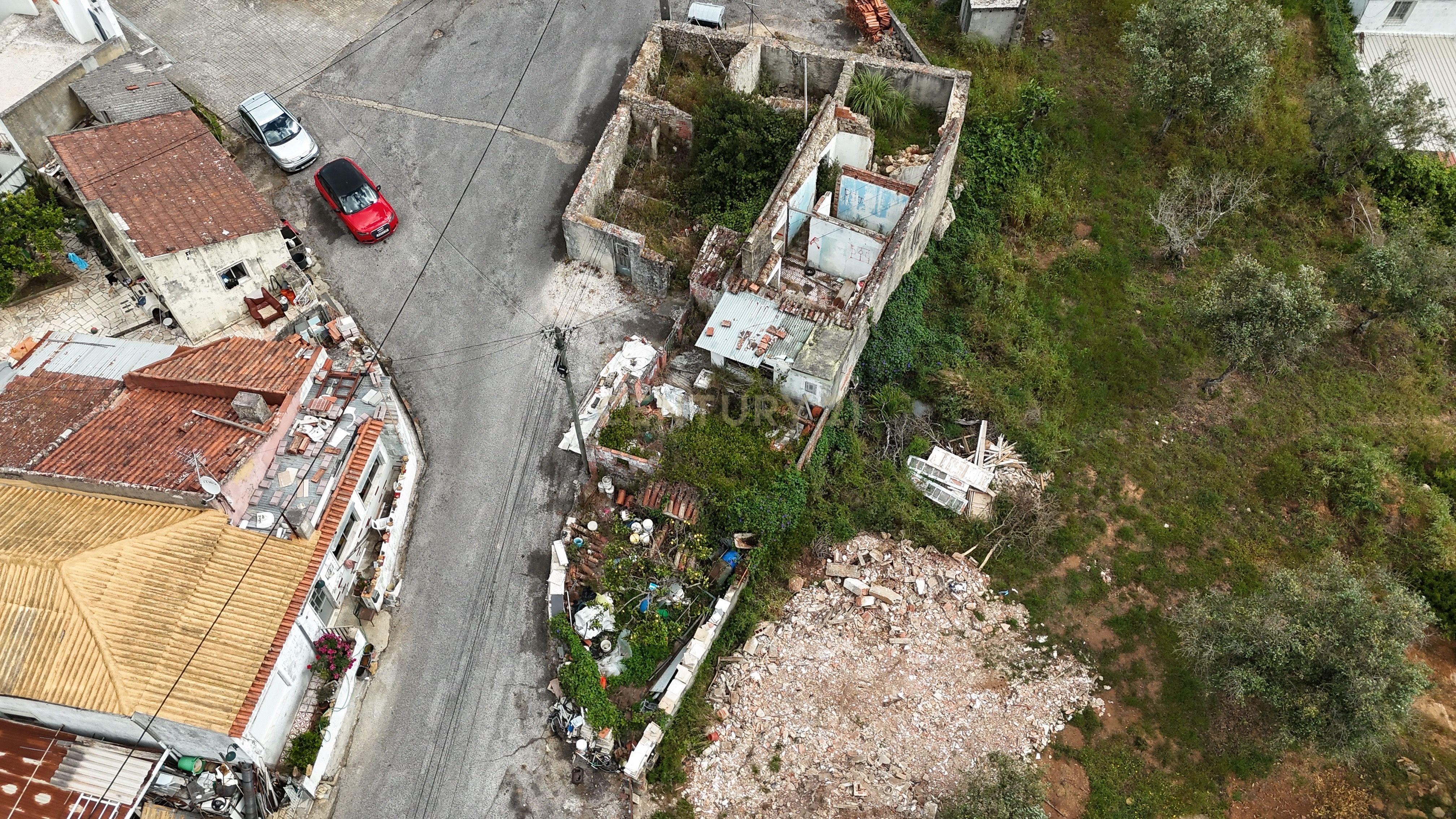 Fotografia 9 de Ruína para venda em Lousa
