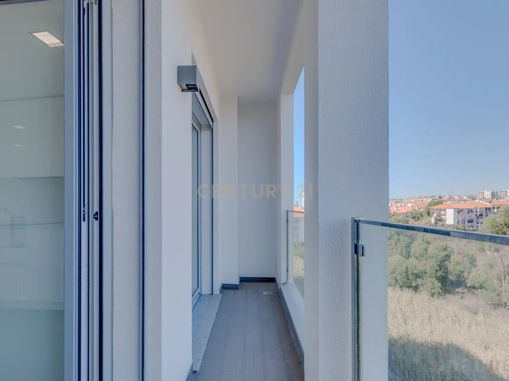T3 | QUINTA DAS MARIANAS, CARCAVELOS | TERRAÇO COM VISTA MAR - Image 33