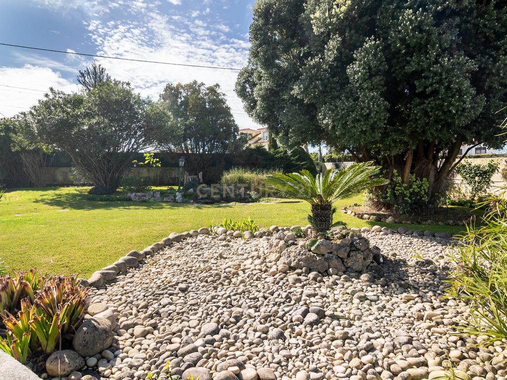 Moradia T2+3 em Seixal, Ericeira - Image 25