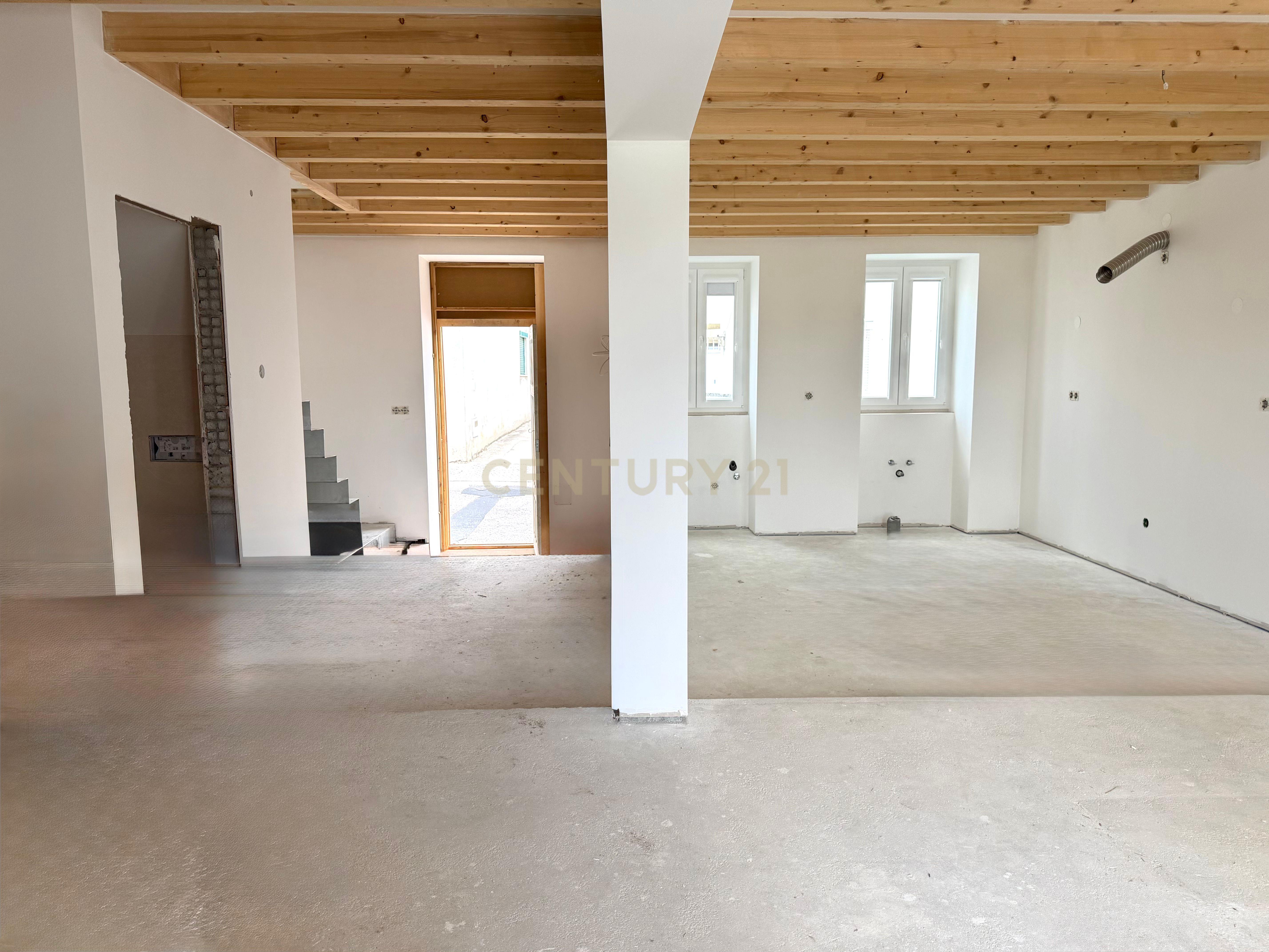 Fotografia 3 de Moradia T3 totalmente remodelada | Lote 1.933m² | Alhadas, Figueira da Foz