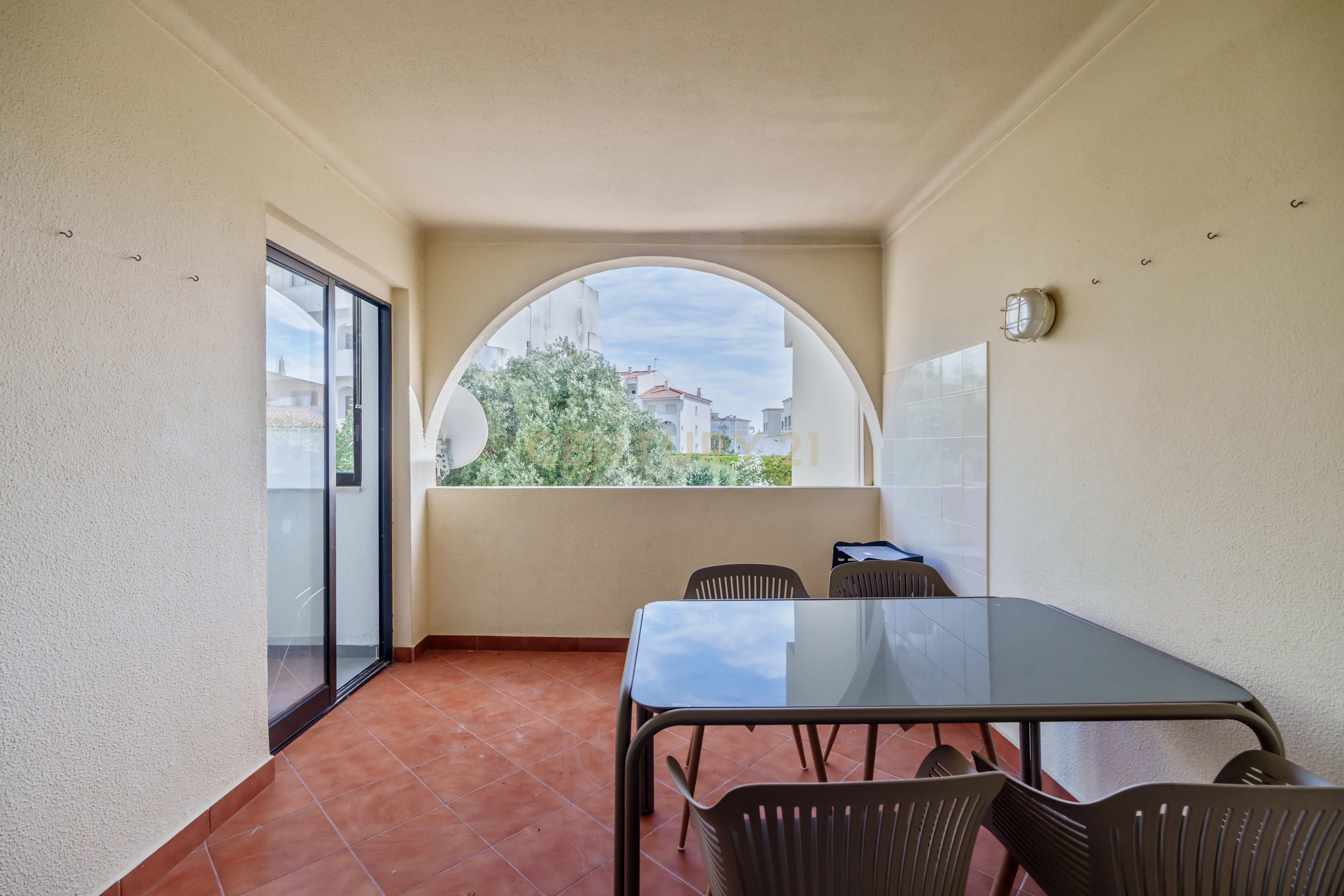 Fotografia 8 de Apartamento T1 remodelado com piscina (Chave na Mão). Areias S. João , Albufeira