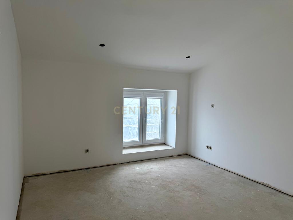 Moradia T3 totalmente remodelada | Lote 1.933m² | Alhadas, Figueira da Foz - Image 13