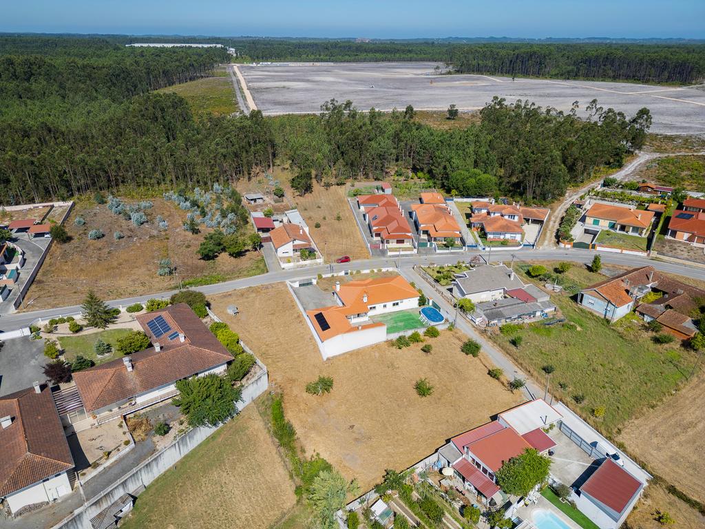 🏡 Moradia Térrea com Garagem para 2 carros - Image 17