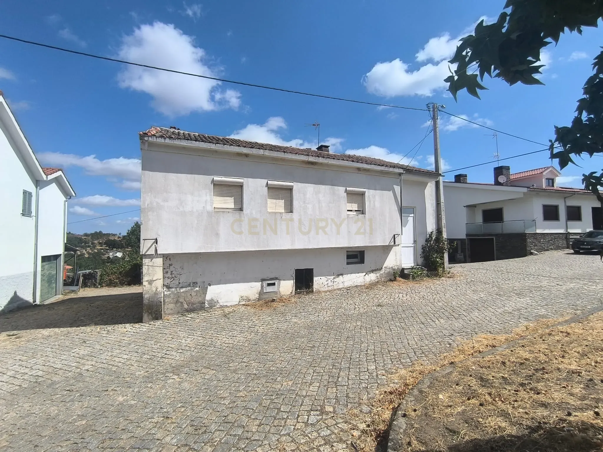 Moradia T3 à venda em Outeiro, Bragança — foto 3
