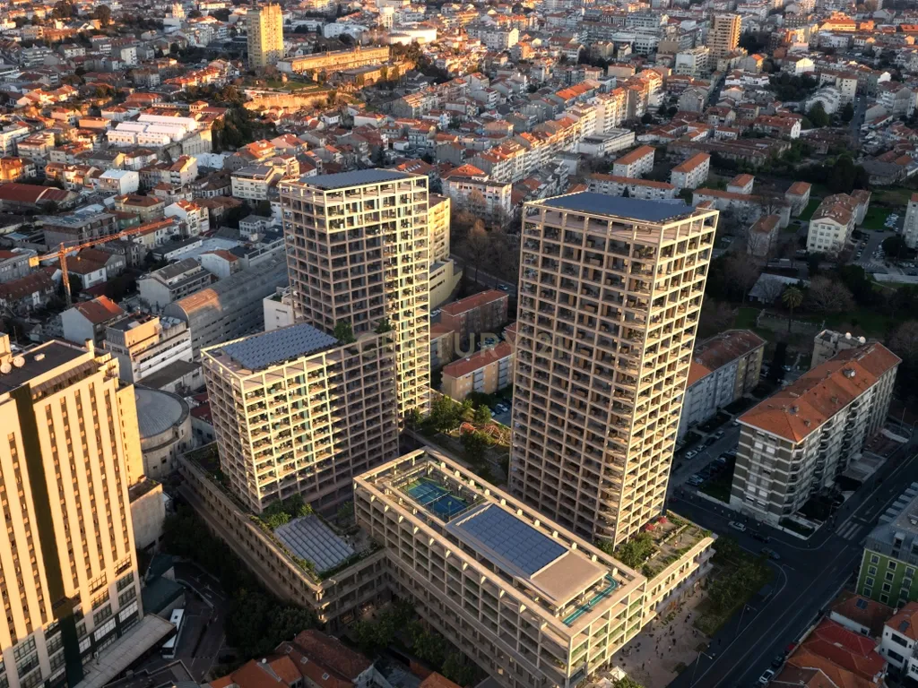 Luxuoso Apartamento T2 com Vista Mar em Bonfim, Porto - Image 15