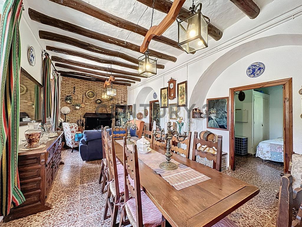 🏡 Encanto andaluz no coração da região: Casa histórica em Humilladero (Málaga) - Image 14