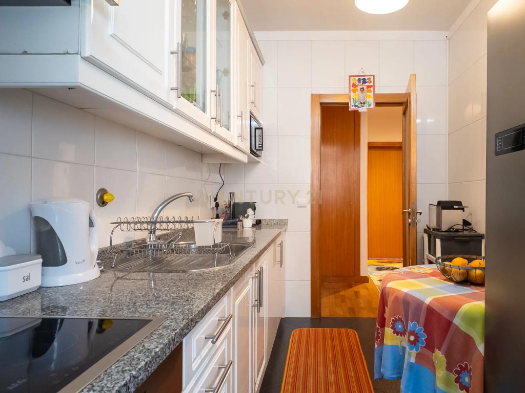 Apartamento T2+1 com terraço, Matosinhos - Image 7
