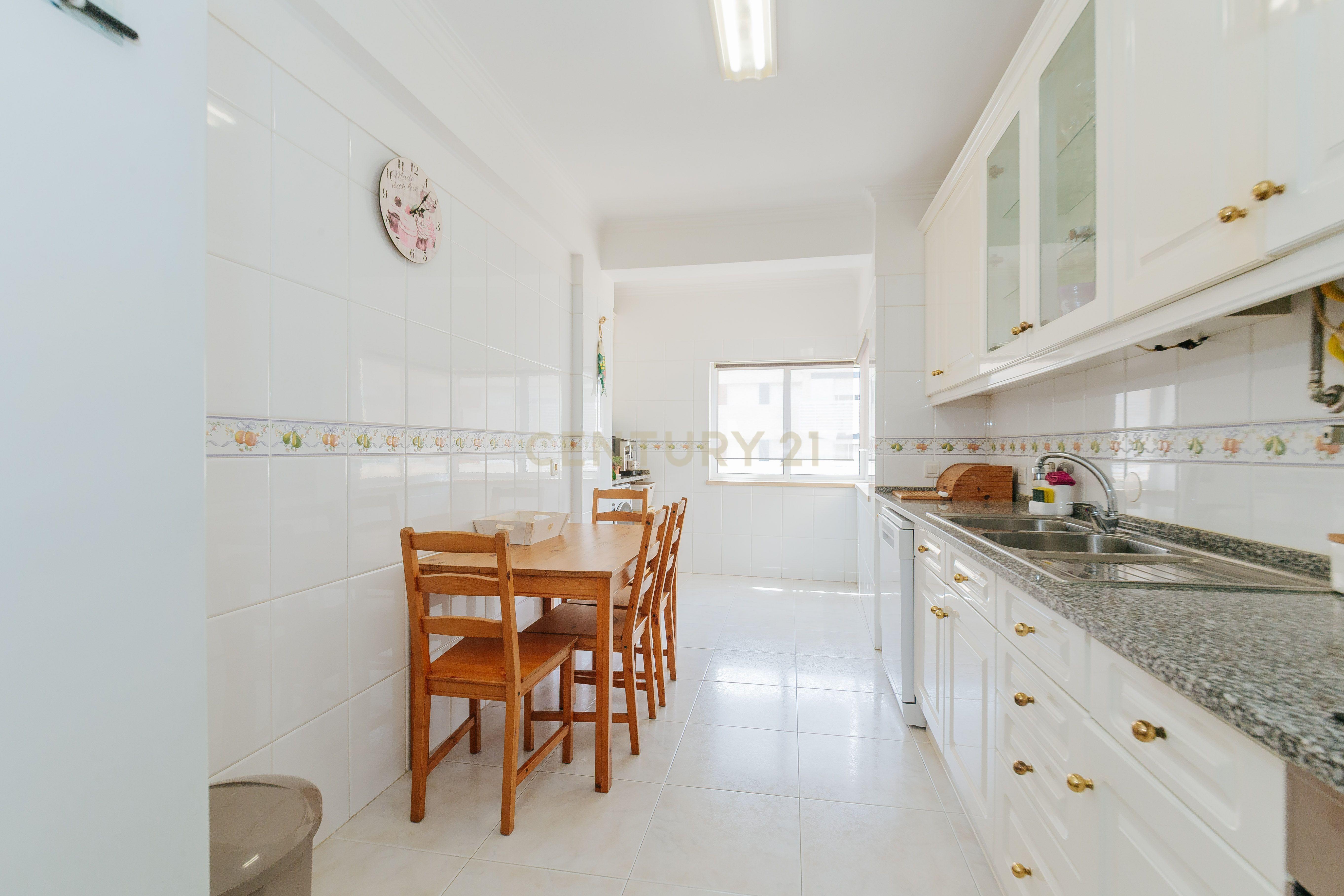 Fotografia 7 de Apartamento T3 em Santa Iria de Azoia, Loures